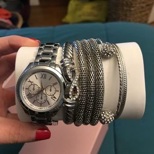 Kohl’s watch / Bracelet set